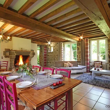 Maison Spacieuse, Animaux Admis - 10 Pers. - Fr-1-497-121