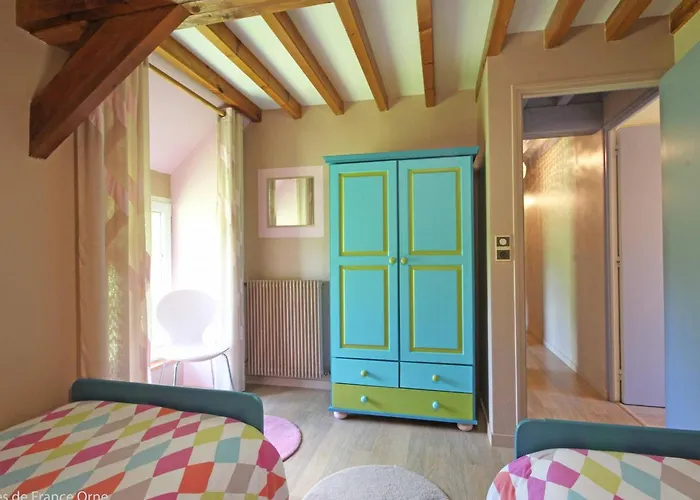 Holiday home Spacieux Avec Cheminee Et Animaux Admis - Fr-1-497-121